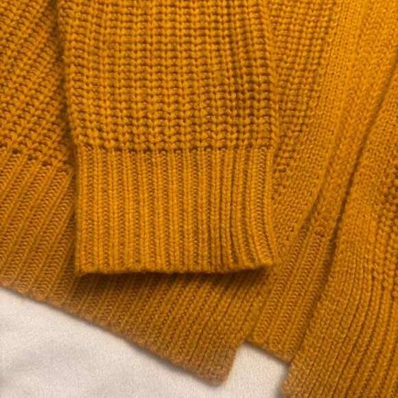 Double Zero Mustard Yellow Cardigan | Cozy Knit | Size Large - Picture 4 of 6